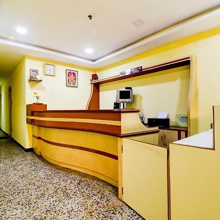 Hotel Spot On 80135 Gopala Residency Dibrugarh Exterior foto