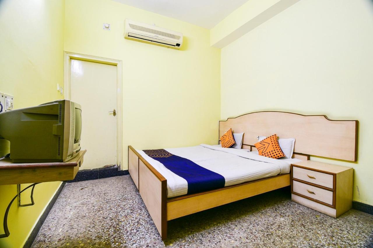 Hotel Spot On 80135 Gopala Residency Dibrugarh Exterior foto